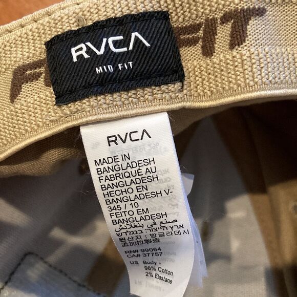 RVCA flex fit baseball cap with red logo on front - Picture 5 of 7